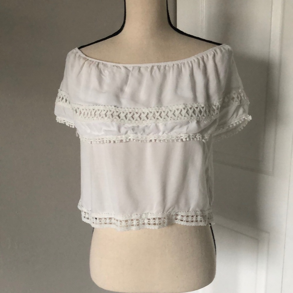 ❤️3X20 COLD SHOULDERS CROPPED TOP